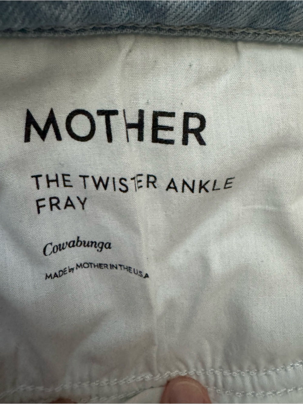 MOTHER Light Blue Wide-Leg Raw Hem Jeans - Picture 3 of 5